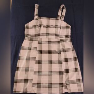 Divided- H&M Black and White Plaid Mini Dress